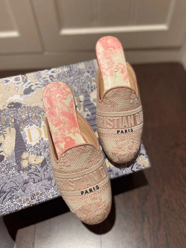 Christian Dior Dior Off Mule Slippers Embroidered CottonSpring /Summer 2020 Collection, Pink /Ecru - Image 3
