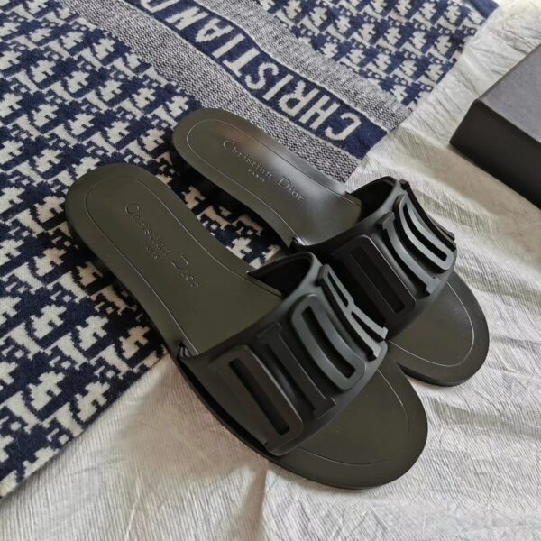 Christian Dior Diorevolution Matte Logo SlippersSpring /Summer 2020 Collection, Black - Image 5