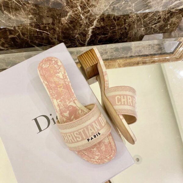 Christian Dior Dway Mules in Embroidered CottonSpring /Summer 2020 Collection Light Pink - Image 7
