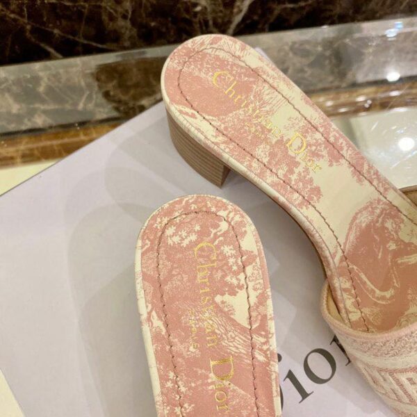 Christian Dior Dway Mules in Embroidered CottonSpring /Summer 2020 Collection Light Pink - Image 11