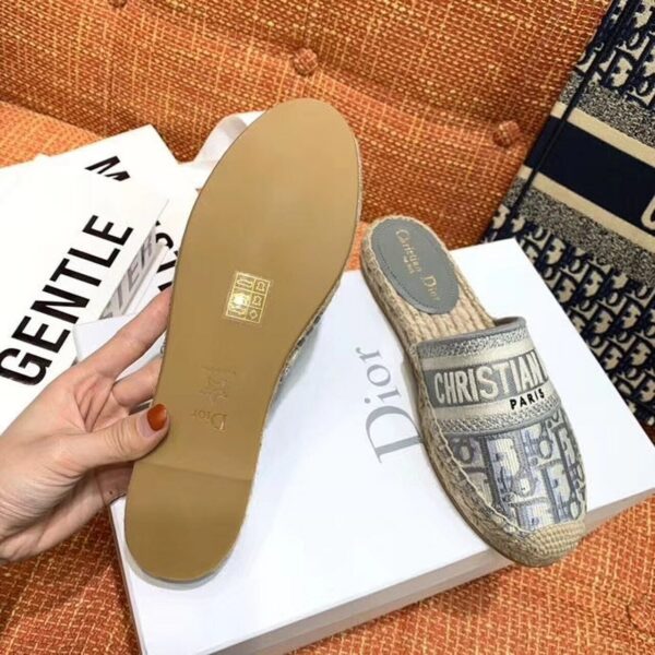 Christian Dior Oblique Espadrille SlippersSpring /Summer 2020 Collection, Grey - Image 7