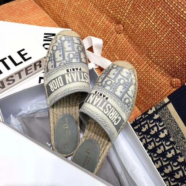 Christian Dior Oblique Espadrille SlippersSpring /Summer 2020 Collection, Grey - Image 3