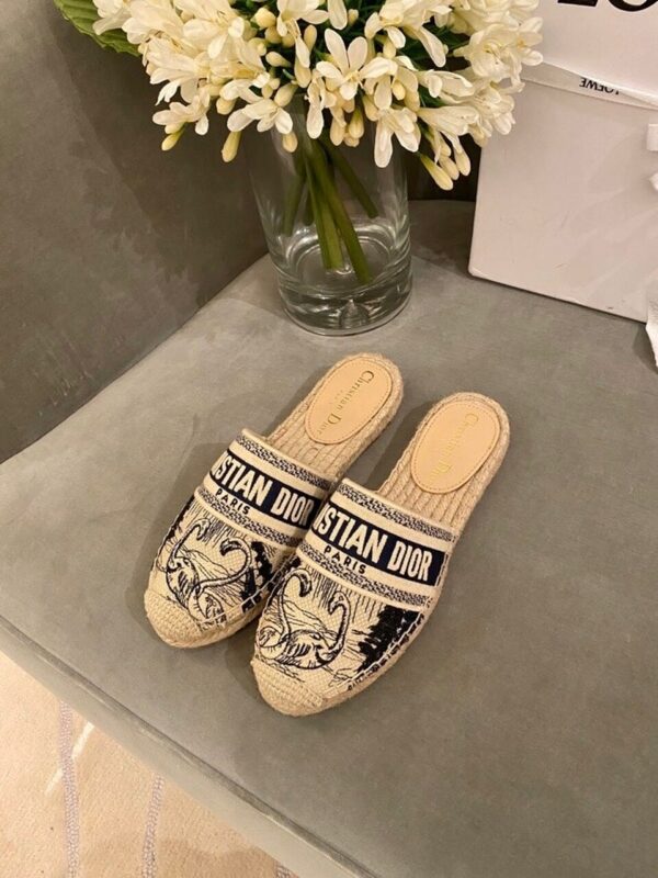 Christian Dior Tiger Toile de Jouy Espadrille MulesSpring /Summer 2020 Collection, Navy /Beige - Image 7