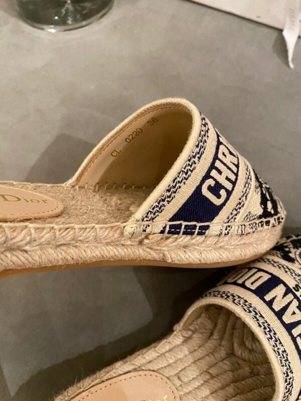 Christian Dior Tiger Toile de Jouy Espadrille MulesSpring /Summer 2020 Collection, Navy /Beige - Image 3