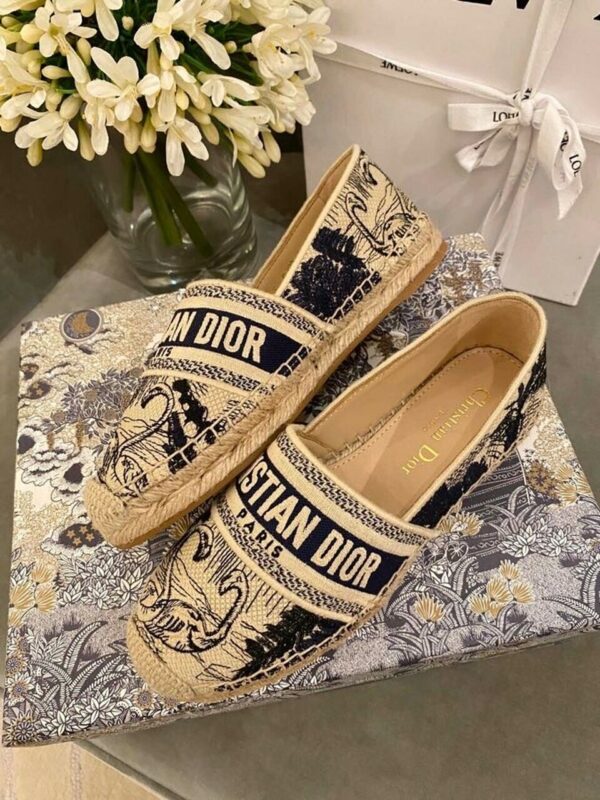 Christian Dior Tiger Toile de Jouy EspadrillesSpring /Summer 2020 Collection, Navy /Beige - Image 6