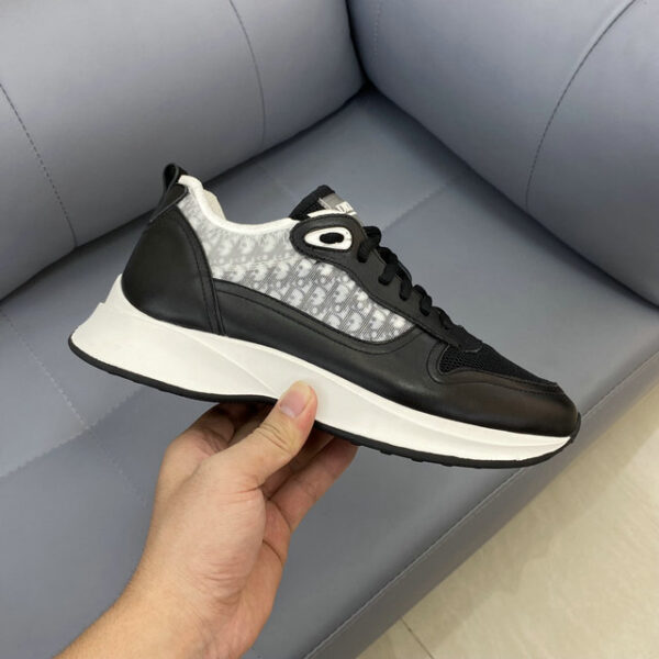 Dior B25 Oblique Runner Sneaker Black - Image 5
