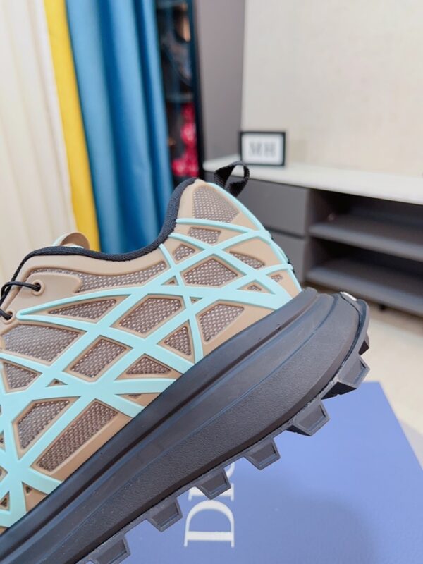 Dior B31 Runner Sneaker Khaki And Turquoise EU 38 - EU 44 - Image 6