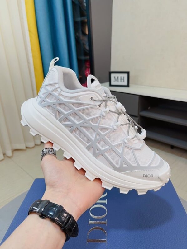Dior B31 Runner Sneaker White And Gray EU 38 - EU 44