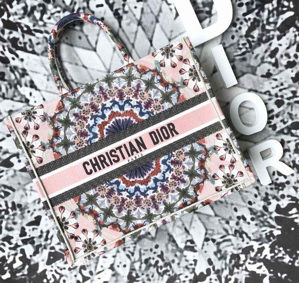 Dior Book Tote Kaleidiorscopic Pink