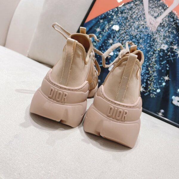 Dior D-Connect Sneaker Brown - Image 4