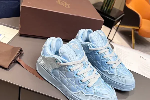 Dior Sneaker Light Blue Custom - Image 3