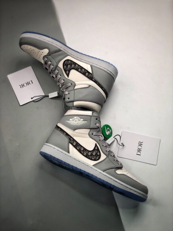 Dior x Air Jordan 1 High OG Wolf Grey/Sail-Photon Dust-White CN8607-002 - Image 5