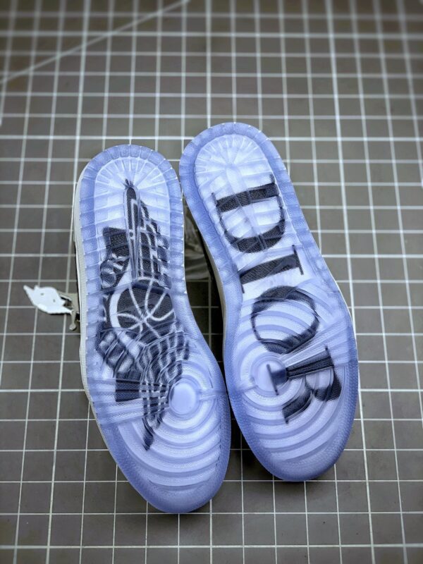 Dior x Air Jordan 1 Low Wolf Grey/Sail-Photon Dust-White CN8607-002 - Image 6