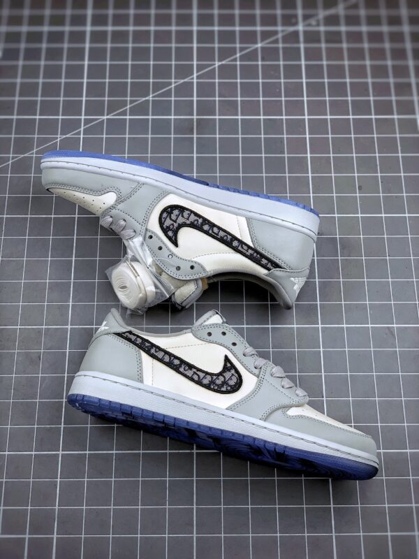 Dior x Air Jordan 1 Low Wolf Grey/Sail-Photon Dust-White CN8607-002 - Image 4