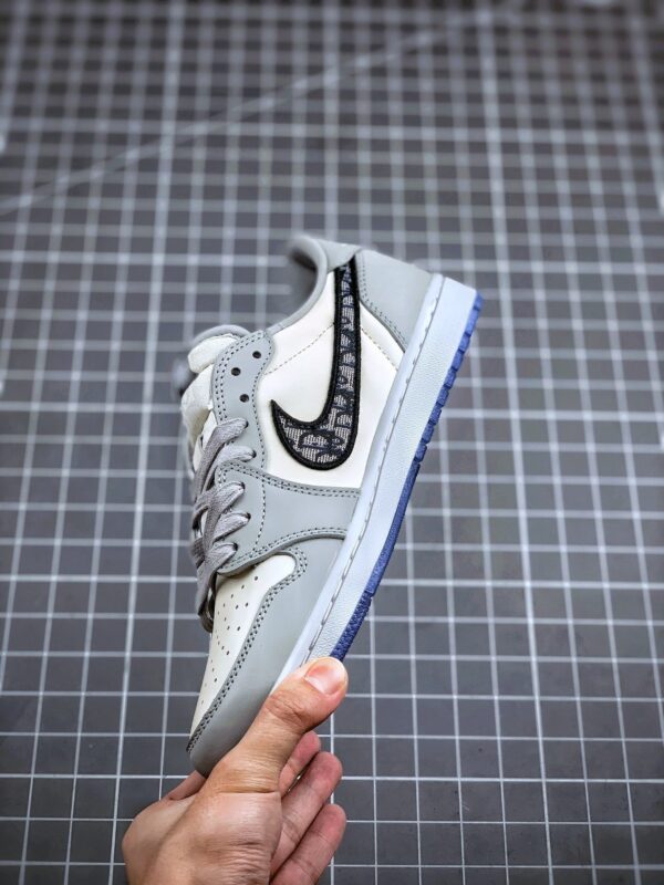 Dior x Air Jordan 1 Low Wolf Grey/Sail-Photon Dust-White CN8607-002 - Image 5