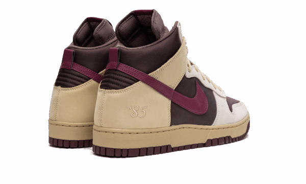 DUNK HIGH 1985 MNS WMNS "Valentine's Day" - Image 3