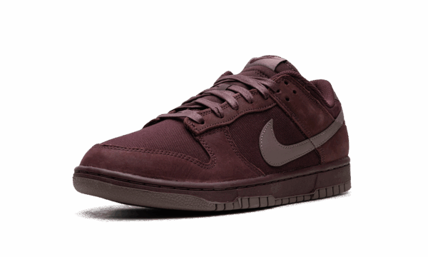 Dunk Low "Burgundy Crush" - Image 4