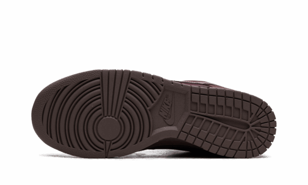 Dunk Low "Burgundy Crush" - Image 5