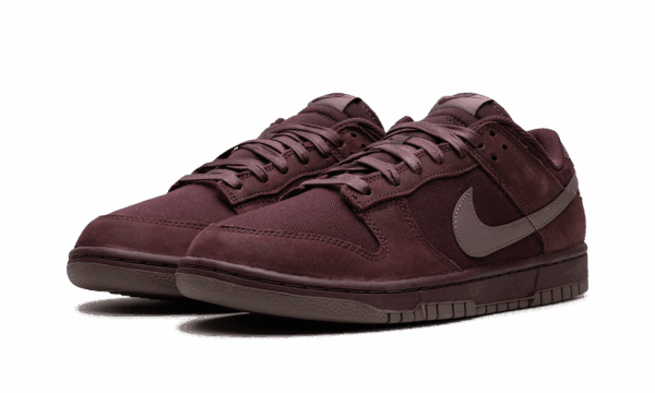 Dunk Low "Burgundy Crush" - Image 2