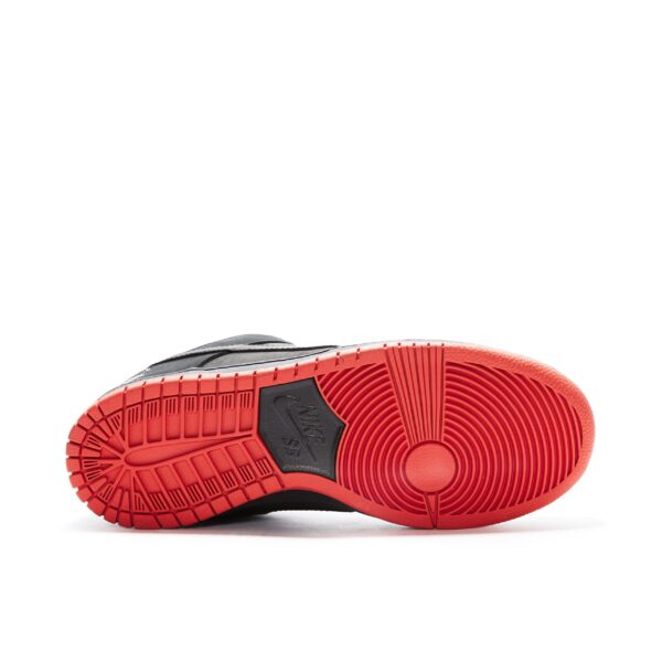 Dunk Low Pro SB Black Pigeon x Jeff Staple - Image 3