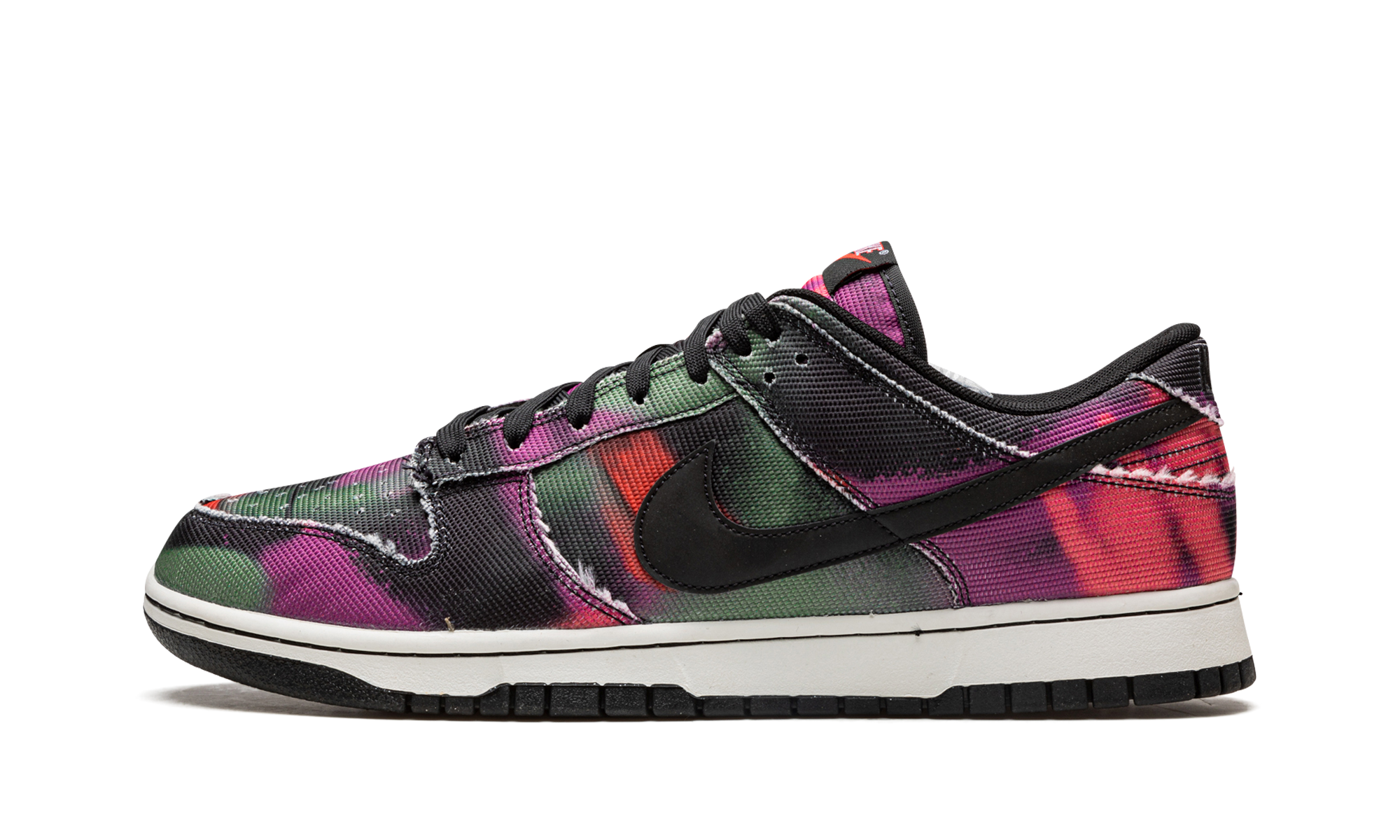 Dunk Low Retro PRM "Graffiti"