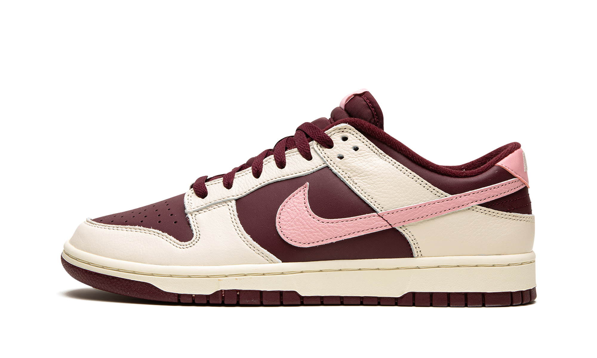 Dunk Low Retro PRM "Valentine's Day 2023"