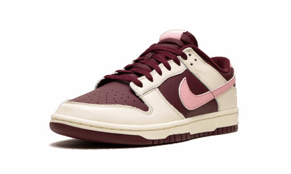 Dunk Low Retro PRM "Valentine's Day 2023" - Image 4
