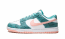 Dunk Low "Snakeskin Washed Teal Bleached Coral"