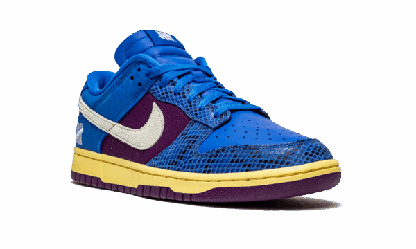 Dunk Low SP "UNDEFEATED Dunk vs. AF1" - Image 7