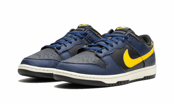Dunk Low Vintage "Michigan" - Image 2