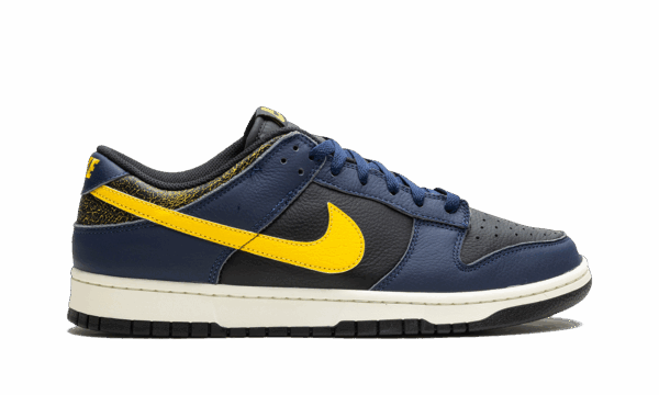 Dunk Low Vintage "Michigan" - Image 6