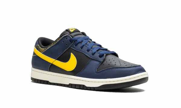Dunk Low Vintage "Michigan" - Image 7