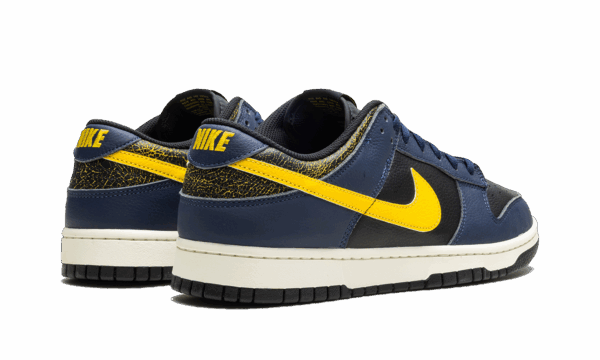 Dunk Low Vintage "Michigan" - Image 3