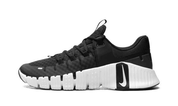 Free Metcon 5 "Black / White"