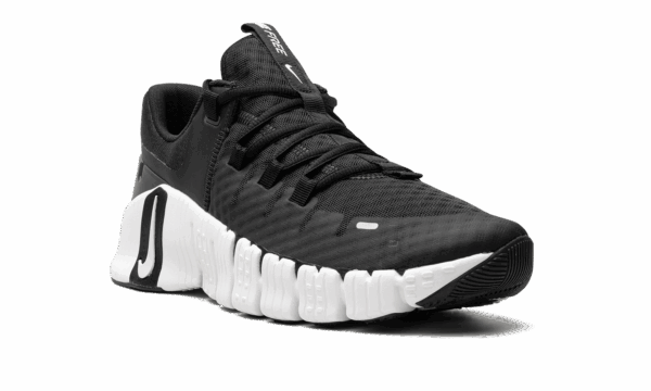 Free Metcon 5 "Black / White" - Image 7