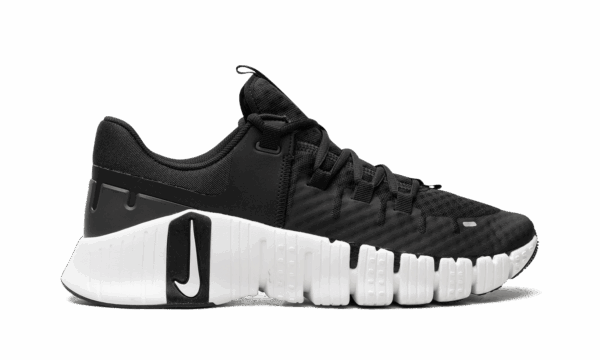 Free Metcon 5 "Black / White" - Image 6