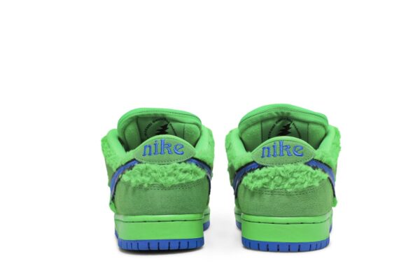 Grateful Dead x Dunk Low SB Green Bear - Image 5