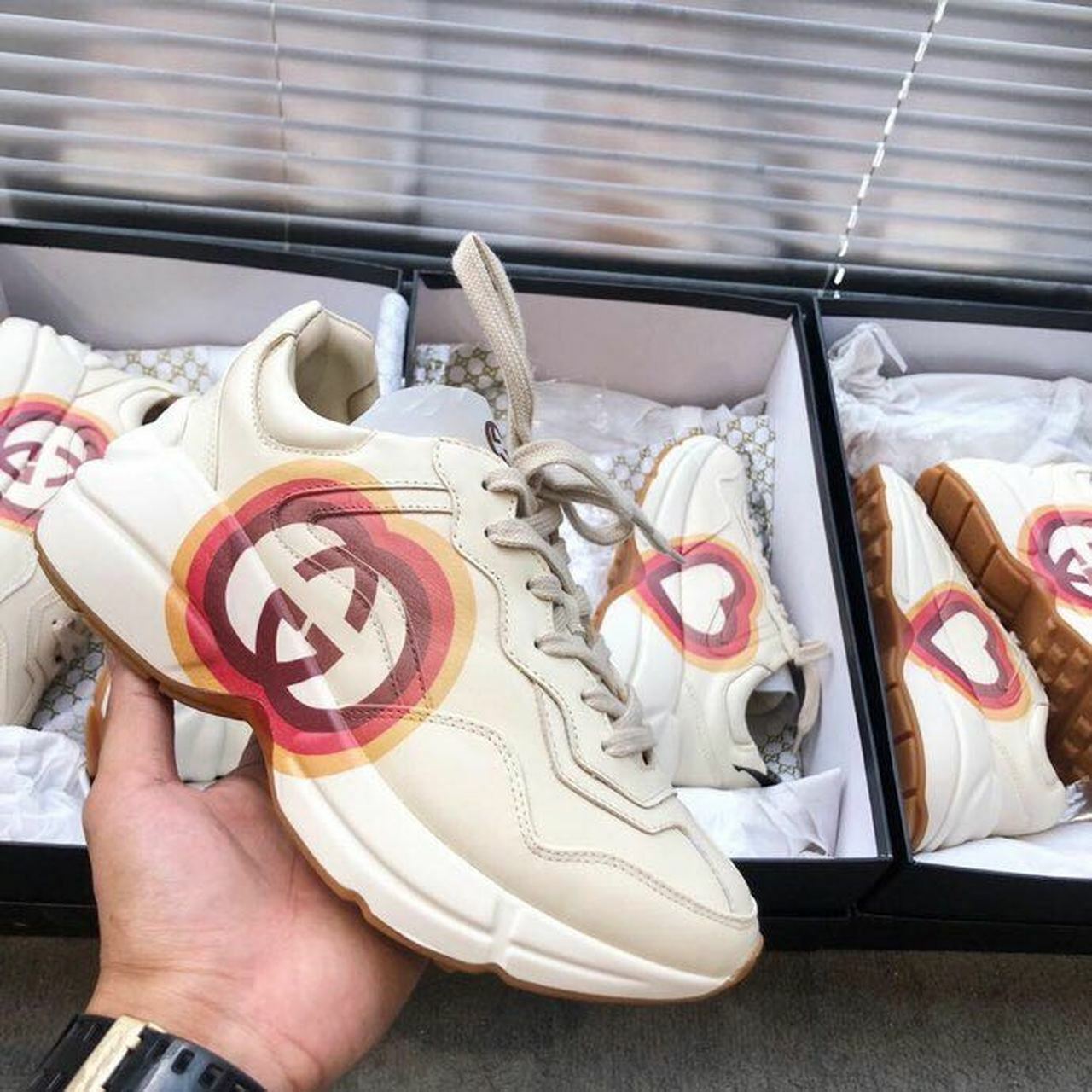 Gucci Rhyton Heart Gucci Logo Unisex Dad SneakersSpring/Summer Collection Off White/Red Women Shoes