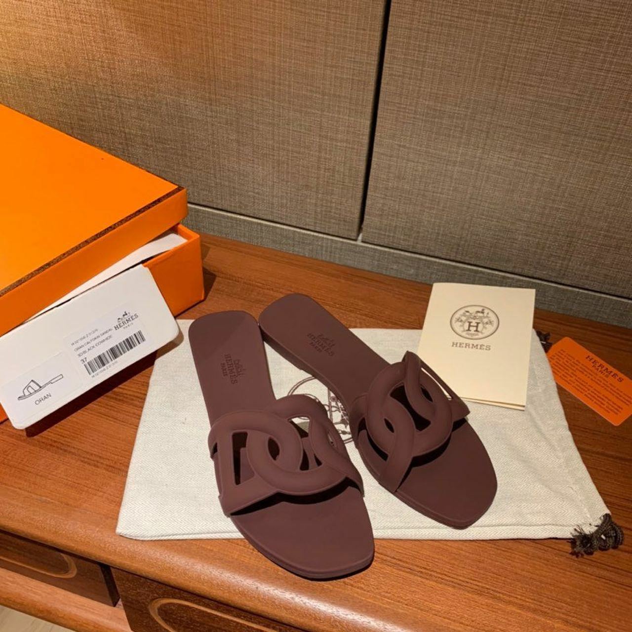 Hermes Aloha PVC Jelly Sandals Spring /Summer 2020 Collection, Burgundy