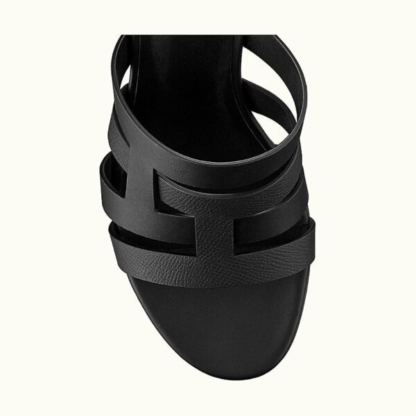 Hermes Amica Sandal Noir - Image 4