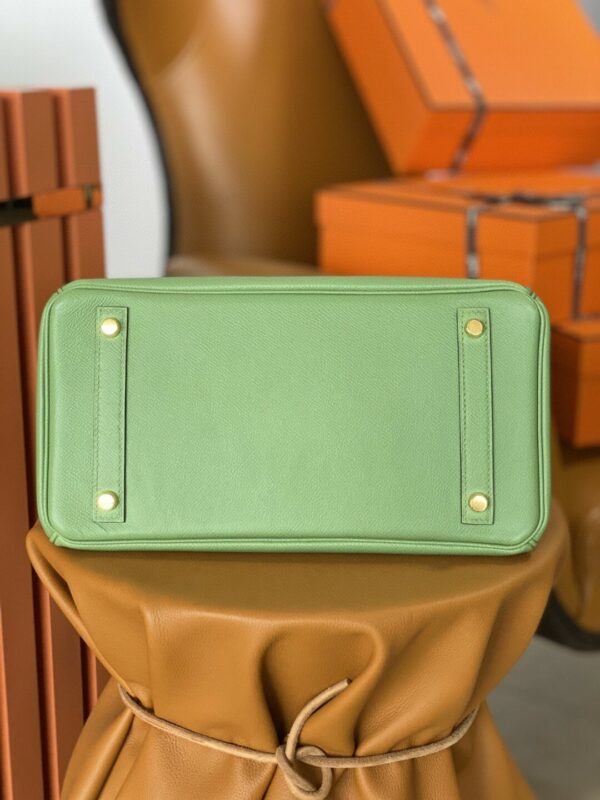 Hermes Birkin 30 Nata Swift Silver Hardware Green - Image 4