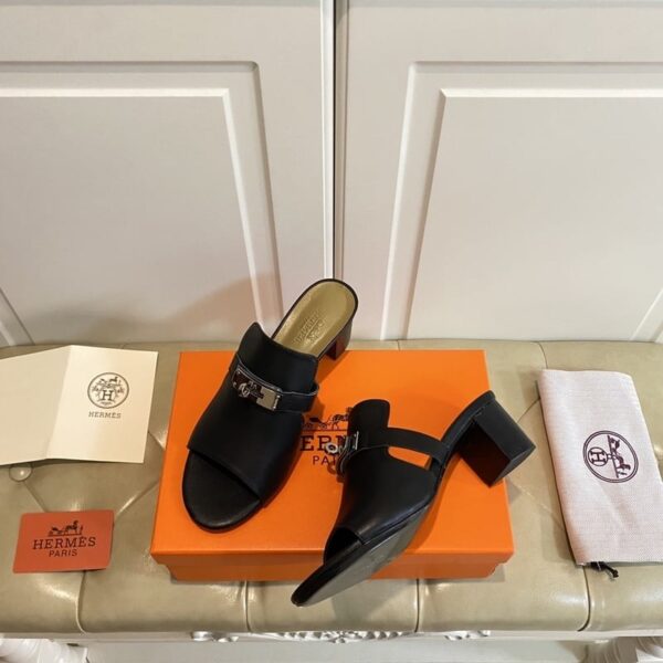 Hermes Blossom Mule Black - Image 2