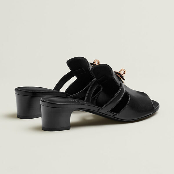 Hermes Candy Kelly Noir Goatskin Sandal - Image 3