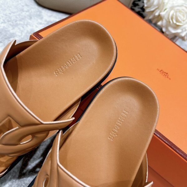 Hermes Extra Sandal Brown - Image 3
