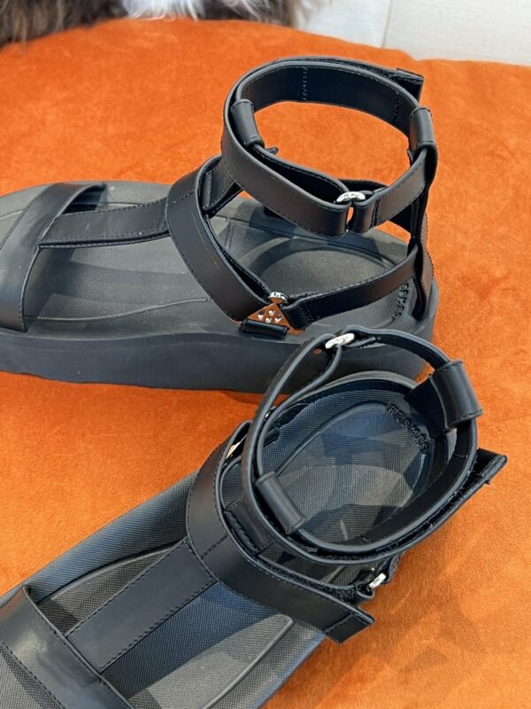 Hermes Eze 30 Sandal - Image 9