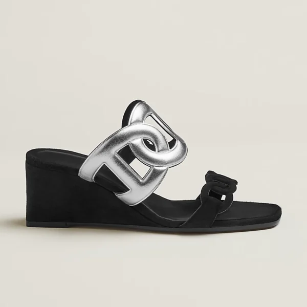 Hermes Figari 55 Suede Goatskin And Nappa Leather Sandal Noir / Gris Argent - Image 2