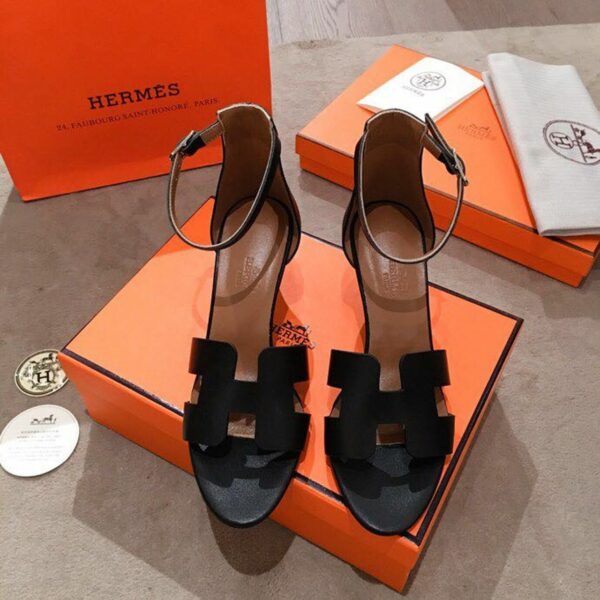 Hermes Legend SandalsSpring /Summer Collection, Noir