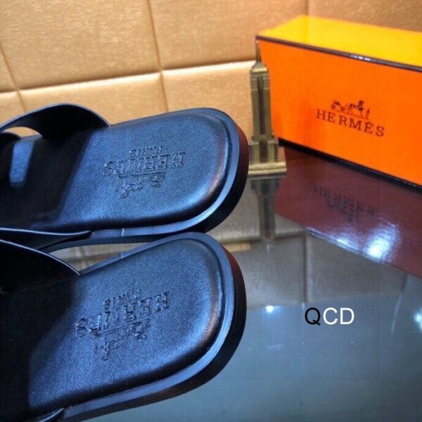 Hermes Men's Black Sandal - Image 5