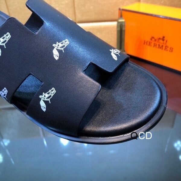 Hermes Men's Black Sandal - Image 3