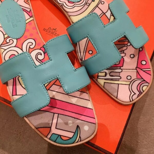 Hermes Oran Floral Canvas Sandals Box Calfskin Spring /Summer Collection Bleu Littoral - Image 4